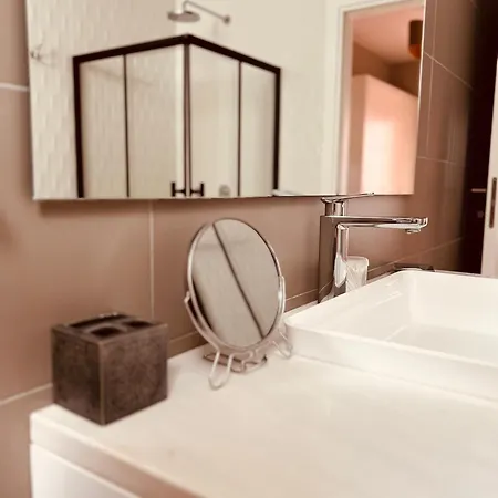 Trip'n'hostel Chill Zone * 地拉那