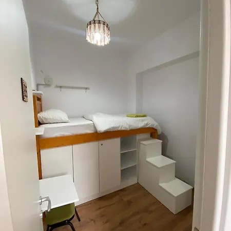 Trip'n'hostel Chill Zone 旅馆 *