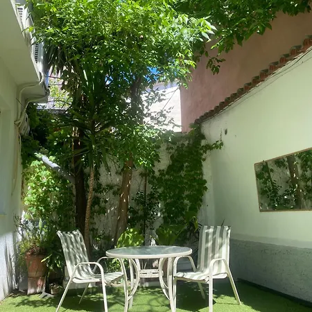 אכסניה Trip'n'hostel Chill Zone טיראנה