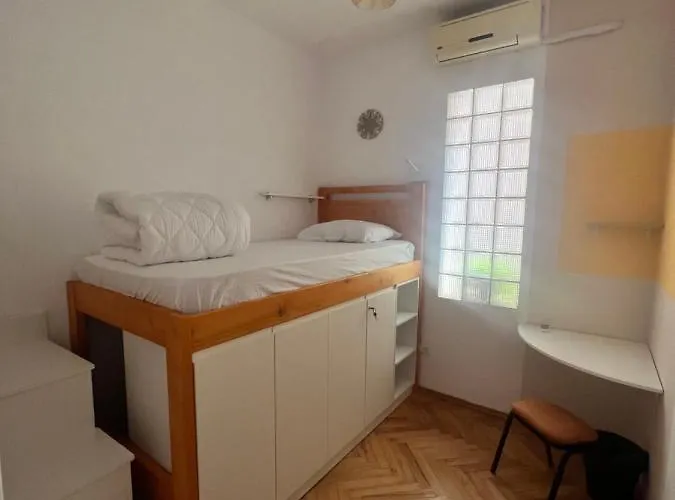 Trip'n'hostel Chill Zone Albergue *