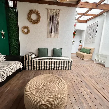 Trip'n'hostel Chill Zone * Тирана