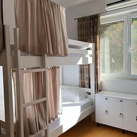 Хостел Trip'n'hostel Chill Zone *