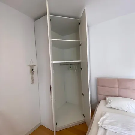 Хостел Trip'n'hostel Chill Zone