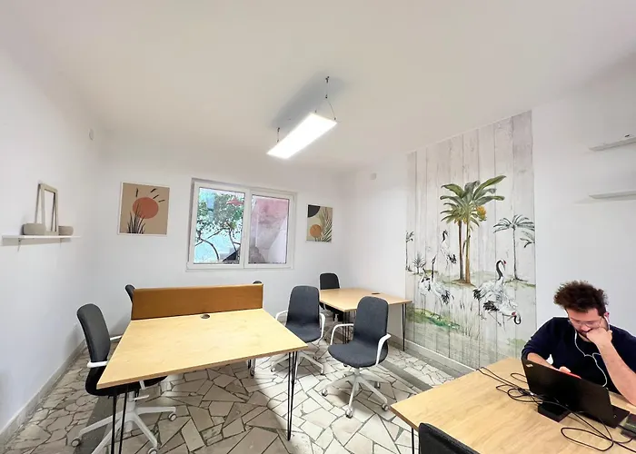 Trip'n'hostel Chill Zone بيت شباب تيرانا