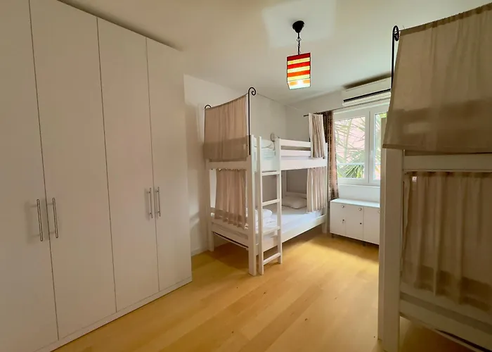 Trip'n'hostel Chill Zone * Tirana